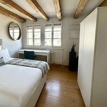 Gare Cornavin Apartment *